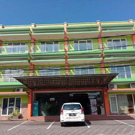 Oyo 90473 Gowin Hotel Kuta Lombok Εξωτερικό φωτογραφία