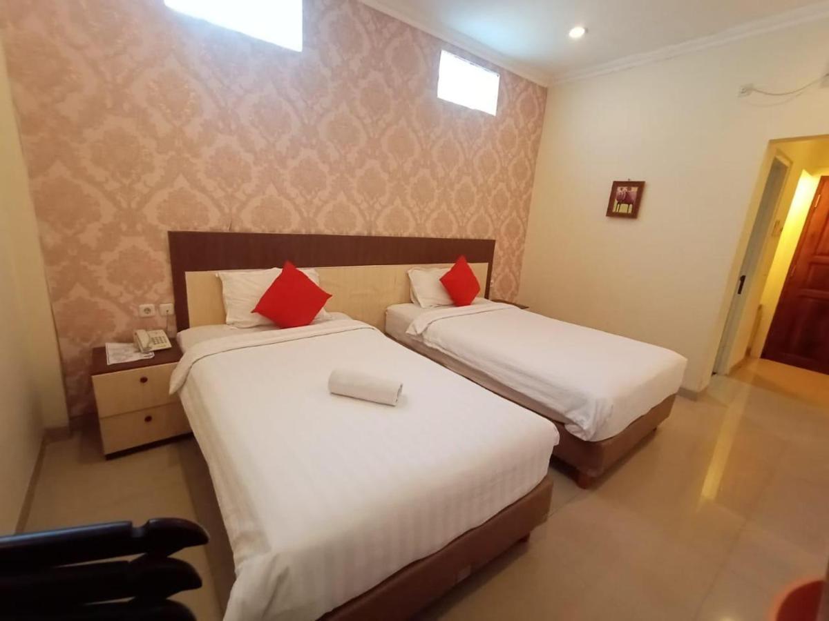 Oyo 90473 Gowin Hotel Kuta Lombok Εξωτερικό φωτογραφία
