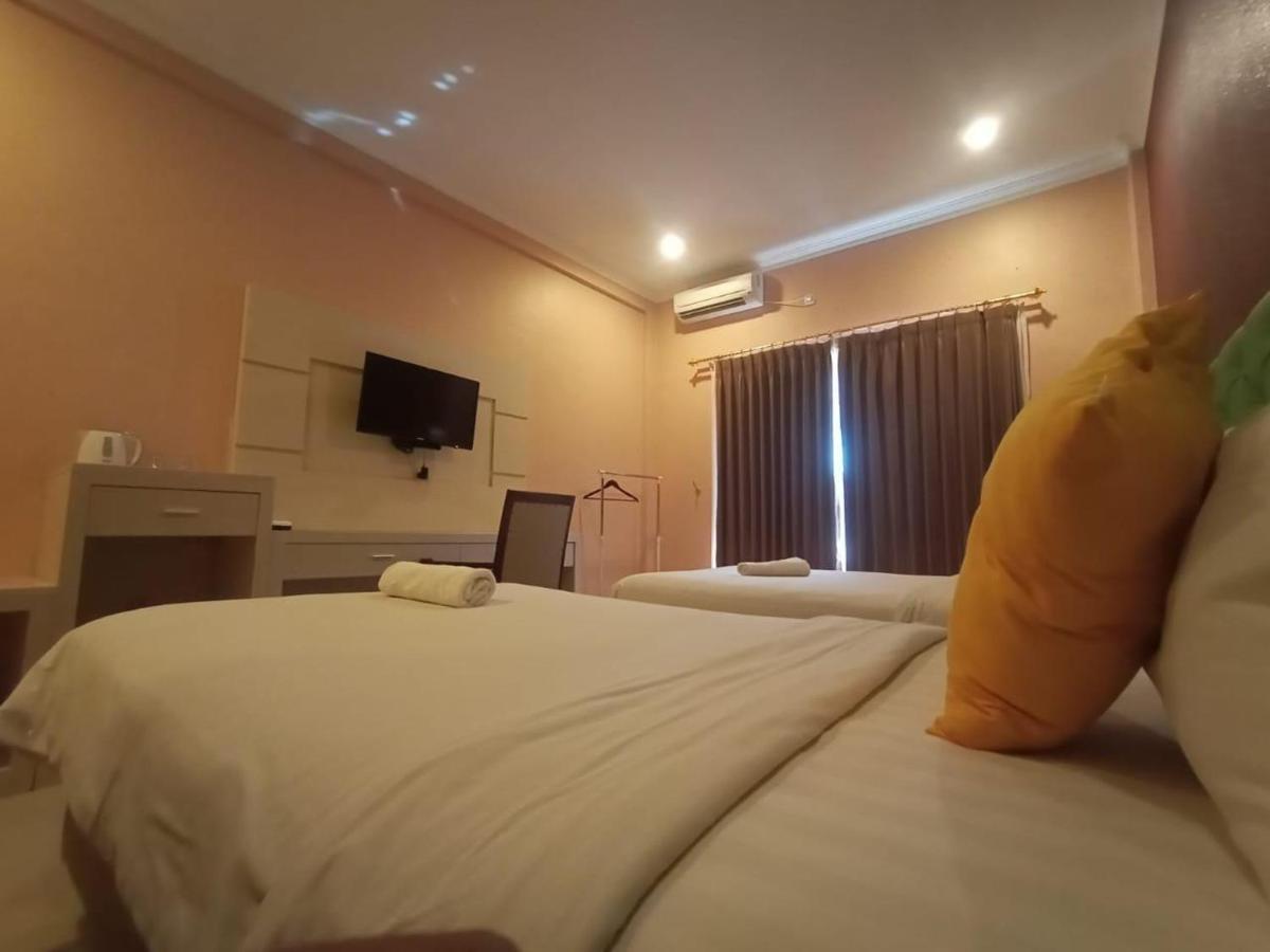 Oyo 90473 Gowin Hotel Kuta Lombok Εξωτερικό φωτογραφία
