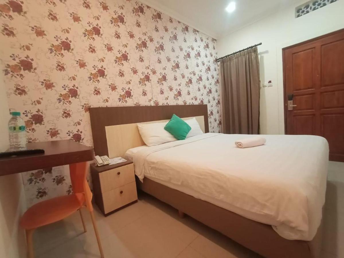 Oyo 90473 Gowin Hotel Kuta Lombok Εξωτερικό φωτογραφία